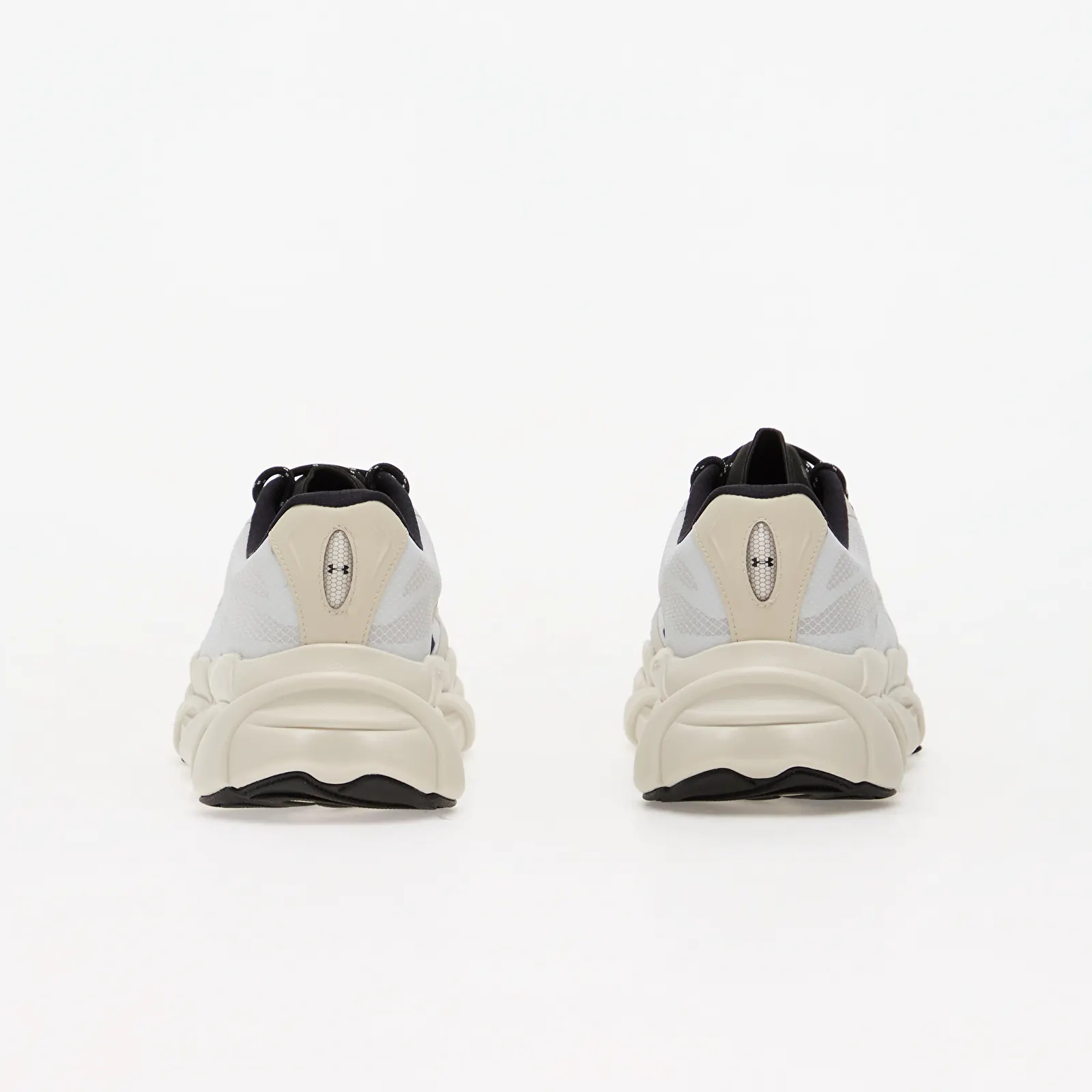 Meeste tossud ja kingad Under Armour HB Runner SE 2 Summit White/ Summit White/ Black