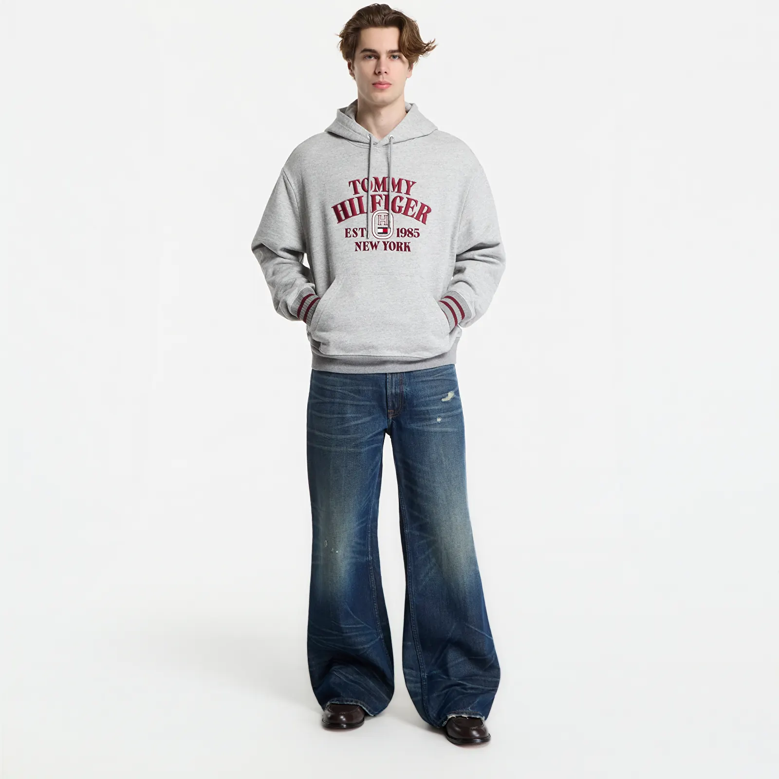 Sweatshirts Tommy Hilfiger Varsity Embro Rlx Hoodie Light Grey Heather