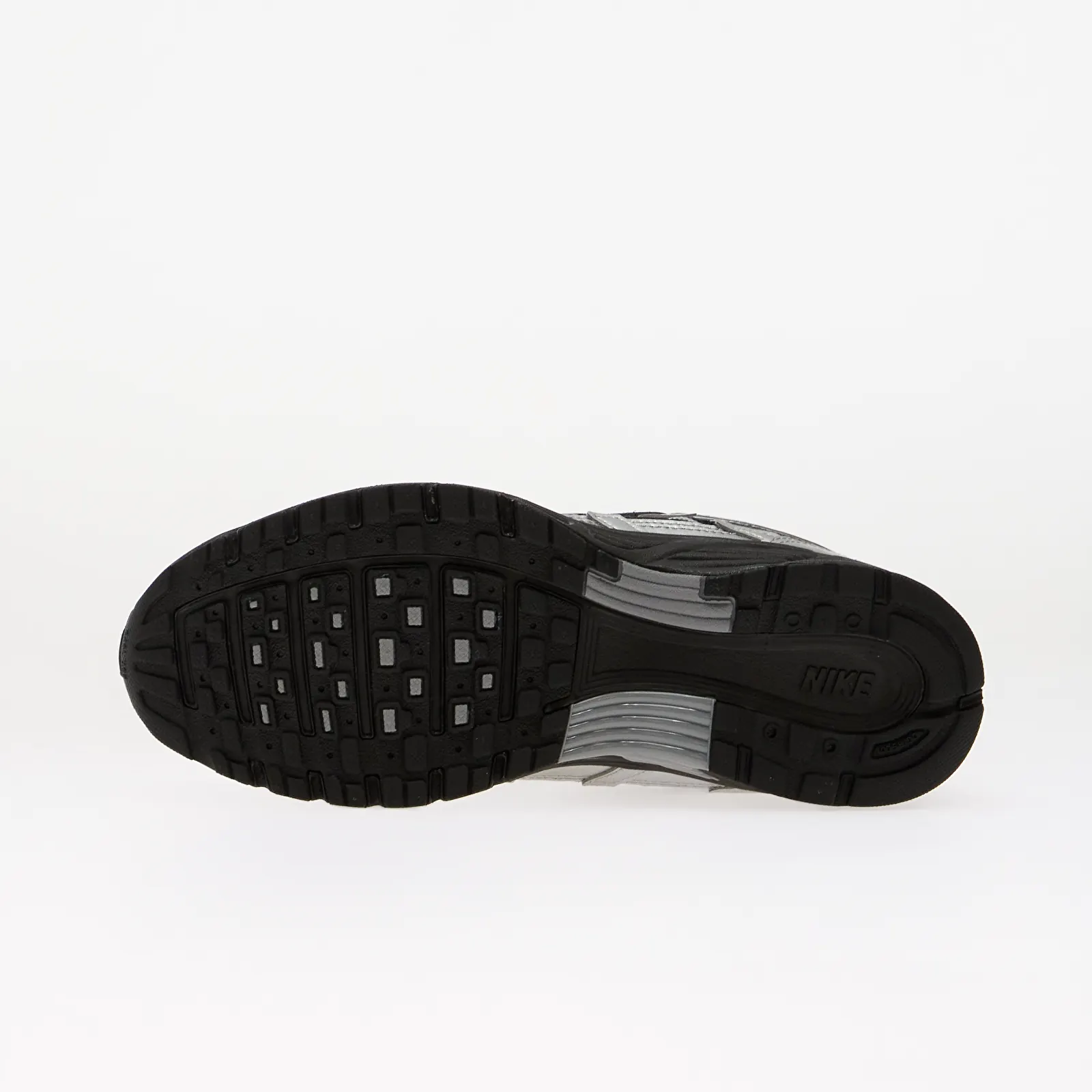 Sneakers för kvinnor Nike P-6000 Black/ Stealth-Metallic Silver