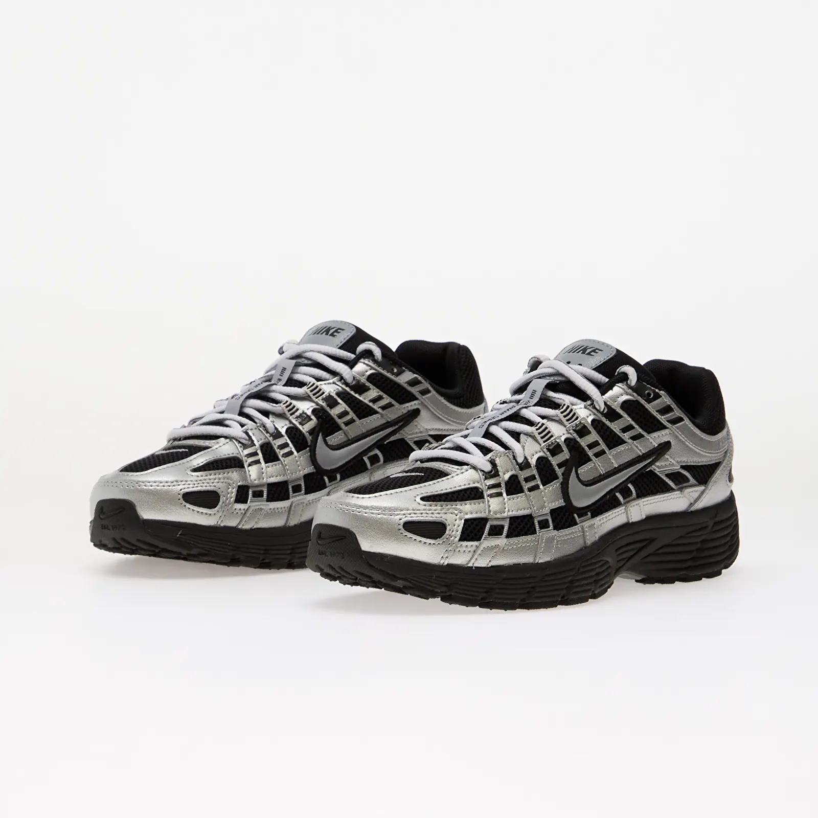 Sneakers för kvinnor Nike P-6000 Black/ Stealth-Metallic Silver