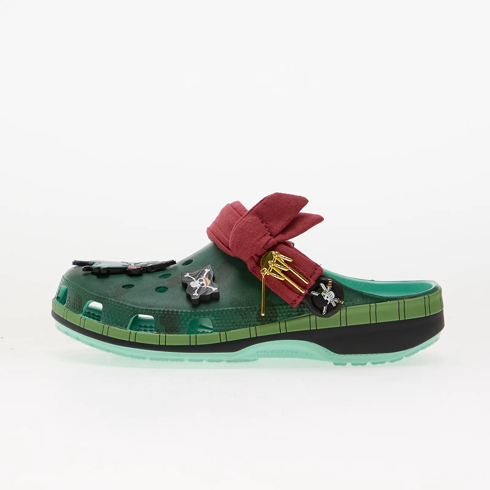 Мужские шлепанцы Crocs x One Piece Zoro Classic Clog Multi