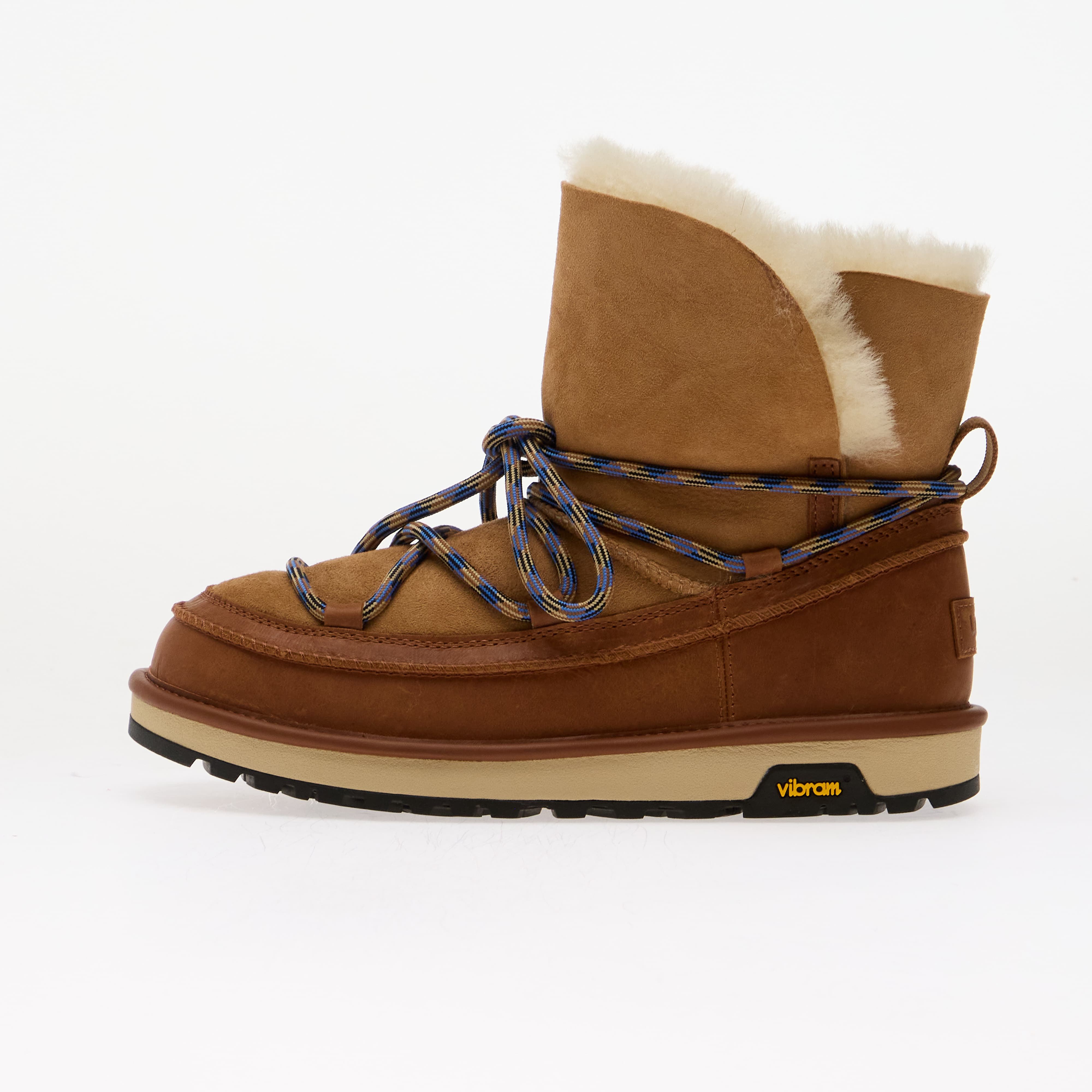 Сникърси UGG W Classic Tread Boot Chestnut EUR 41