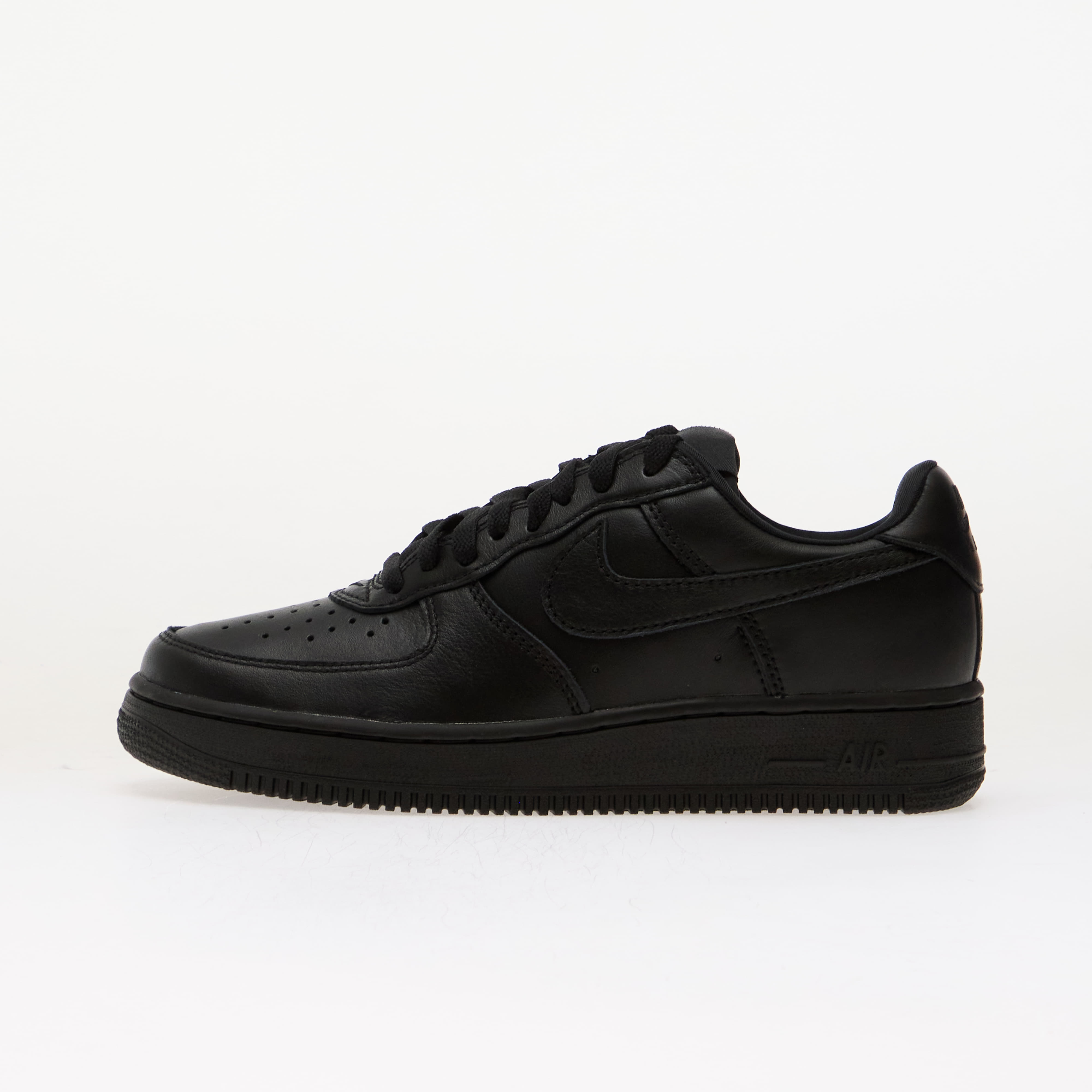 Сникърси Nike Air Force 1 '01 Black/ Black-Black EUR 44