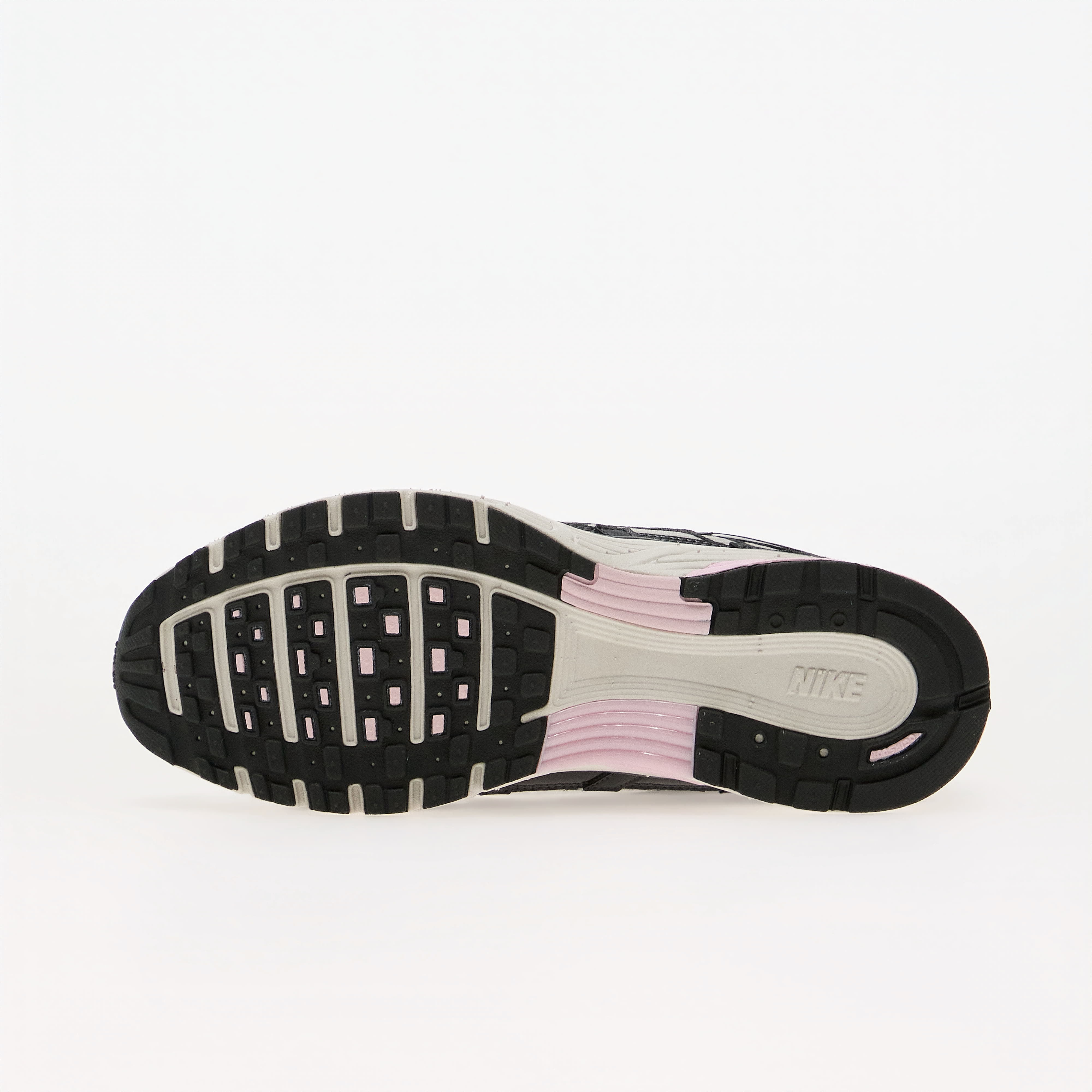 Sneakers Nike P-6000 Dk Smoke Grey/ Phantom-Pink Foam EUR 42.5