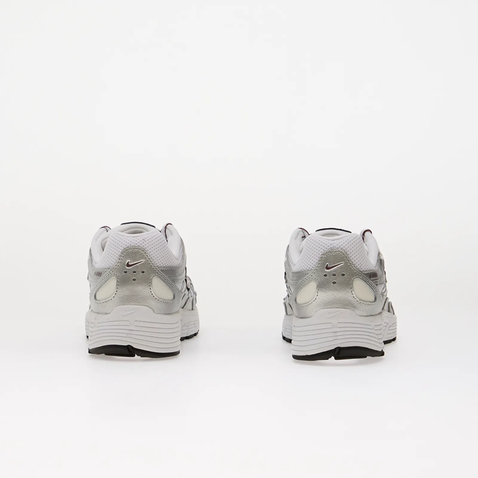 Sneakers til kvinder Nike P-6000 White/ Mystic Dates-Metallic Silver-Black