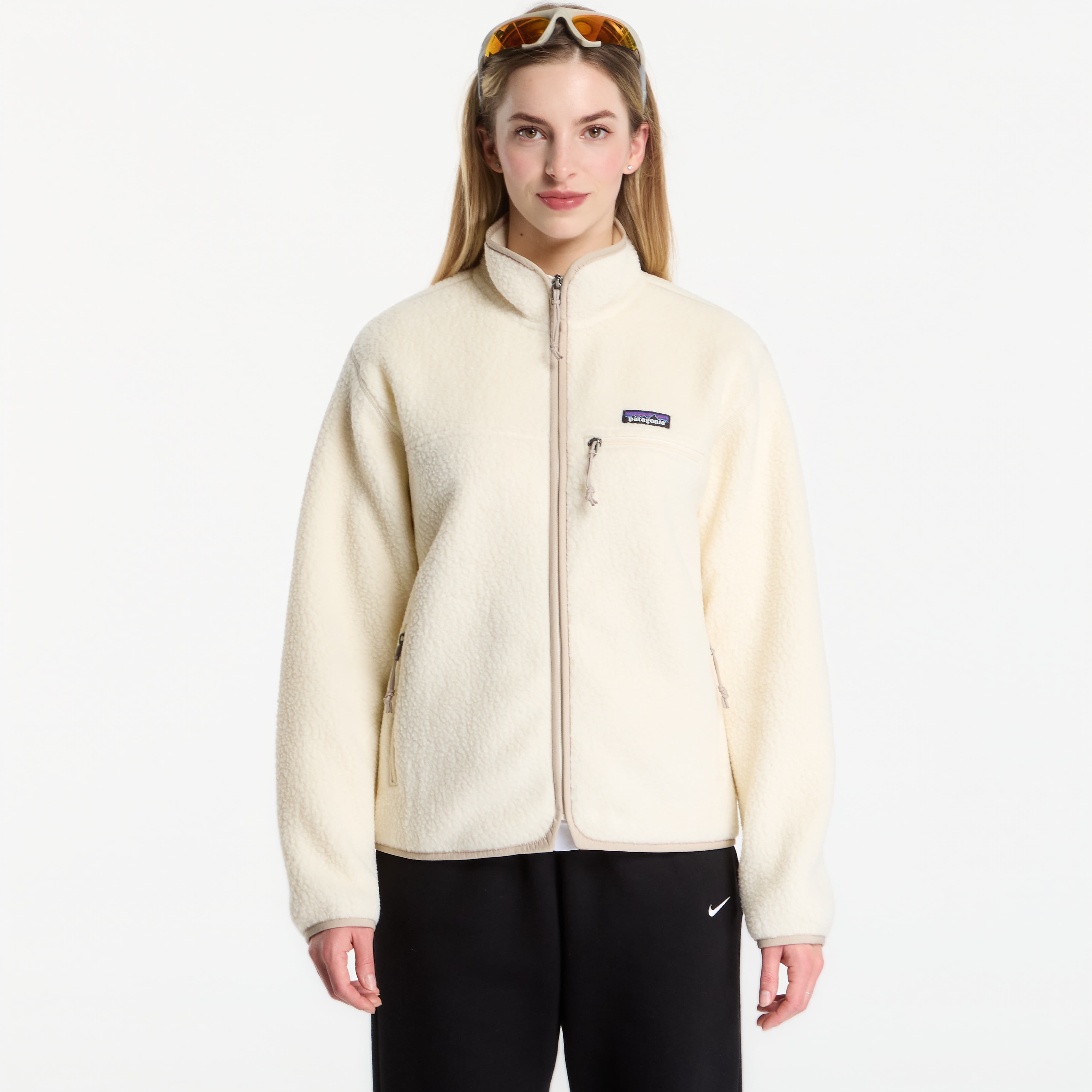 Суитшърт Patagonia W's Retro Pile Jacket Natural S