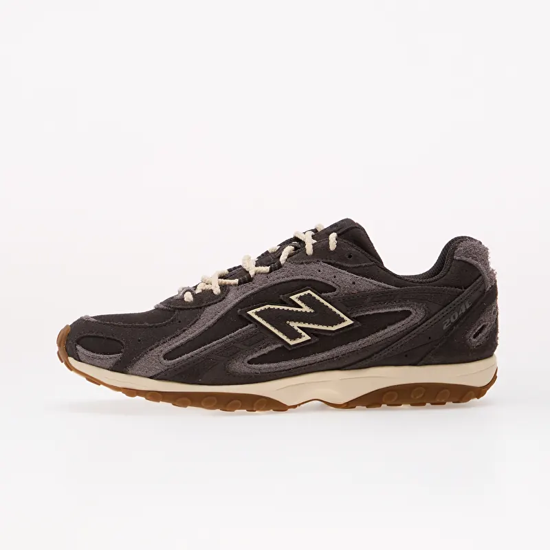 New Balance 204L Brown