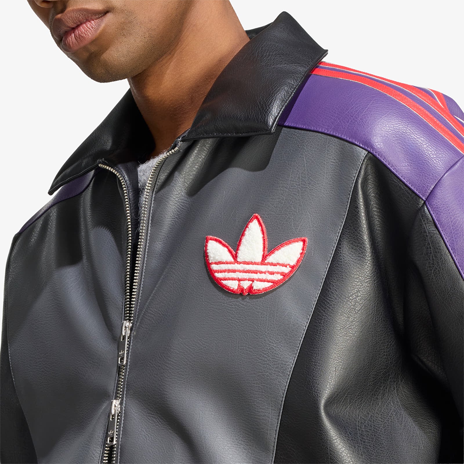 Чоловічі бомбери adidas x Pokemon 8BALL Jkt Black/ Violet