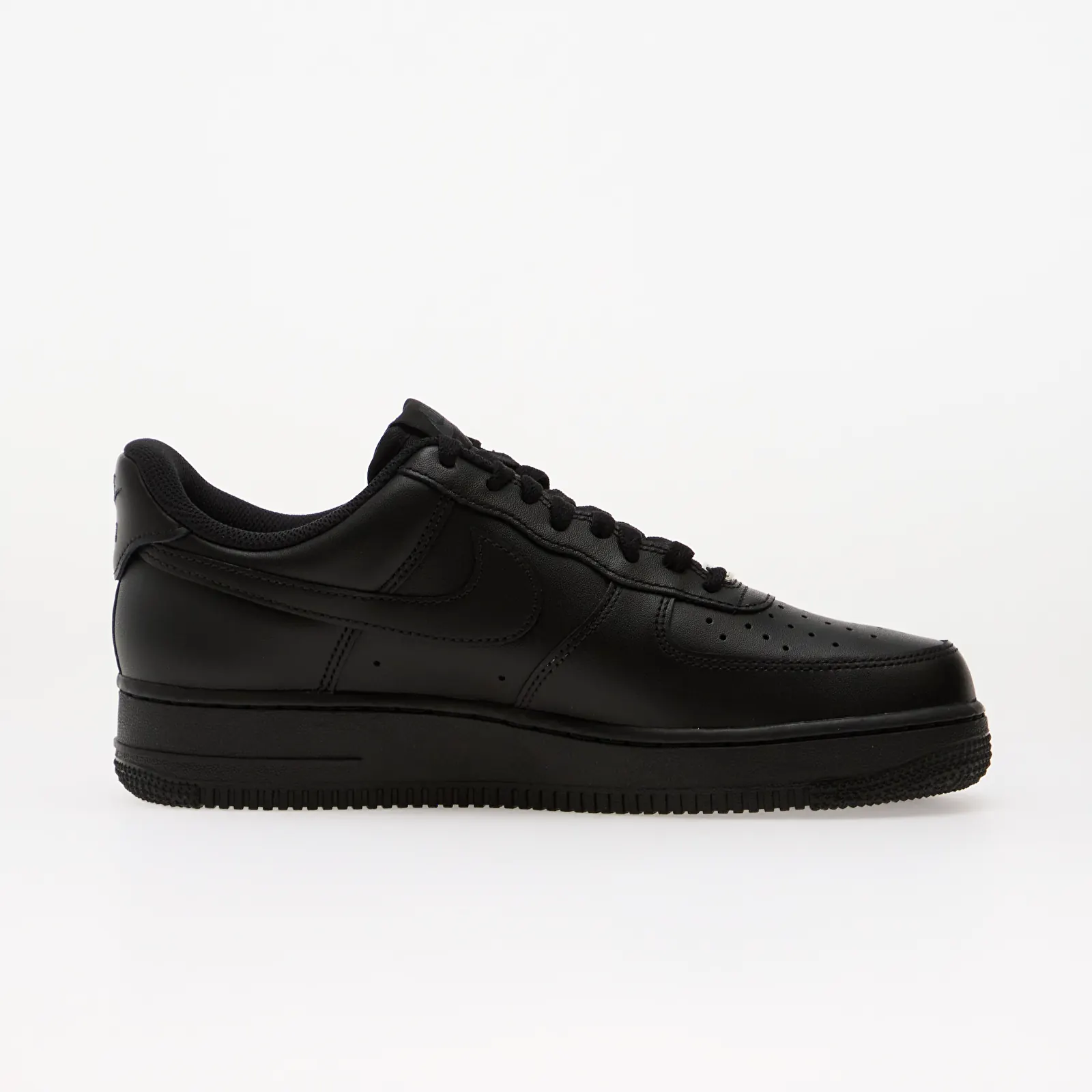 Vyriški sportbačiai Nike Air Force 1 '07 EasyOn Black/ Black-Black