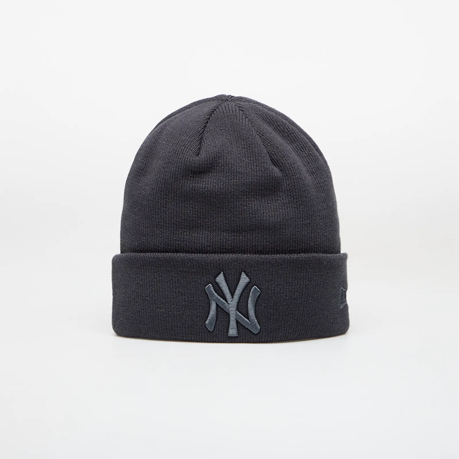 Hatter for menn New Era Knit Medium MLB League Essential Beanie New York Yankees Dark Grey