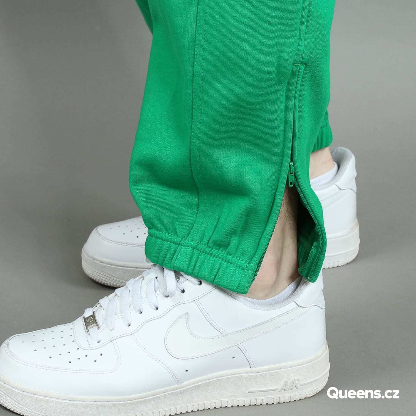 Sweatpants Urban Classics Blank Train Light Green Queens