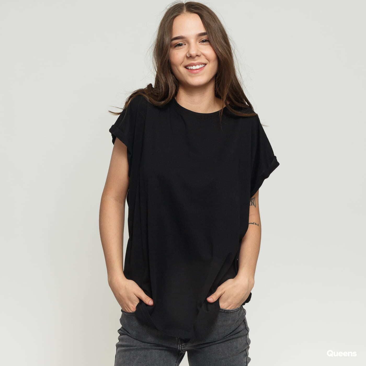 T-shirts Urban Classics Ladies Extended Shoulder Tee Black