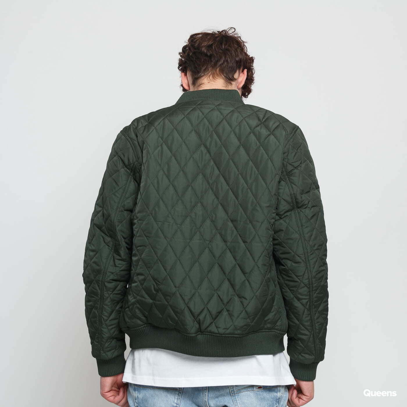 Bundy Urban Classics Diamond Quilt Nylon Jacket Olive
